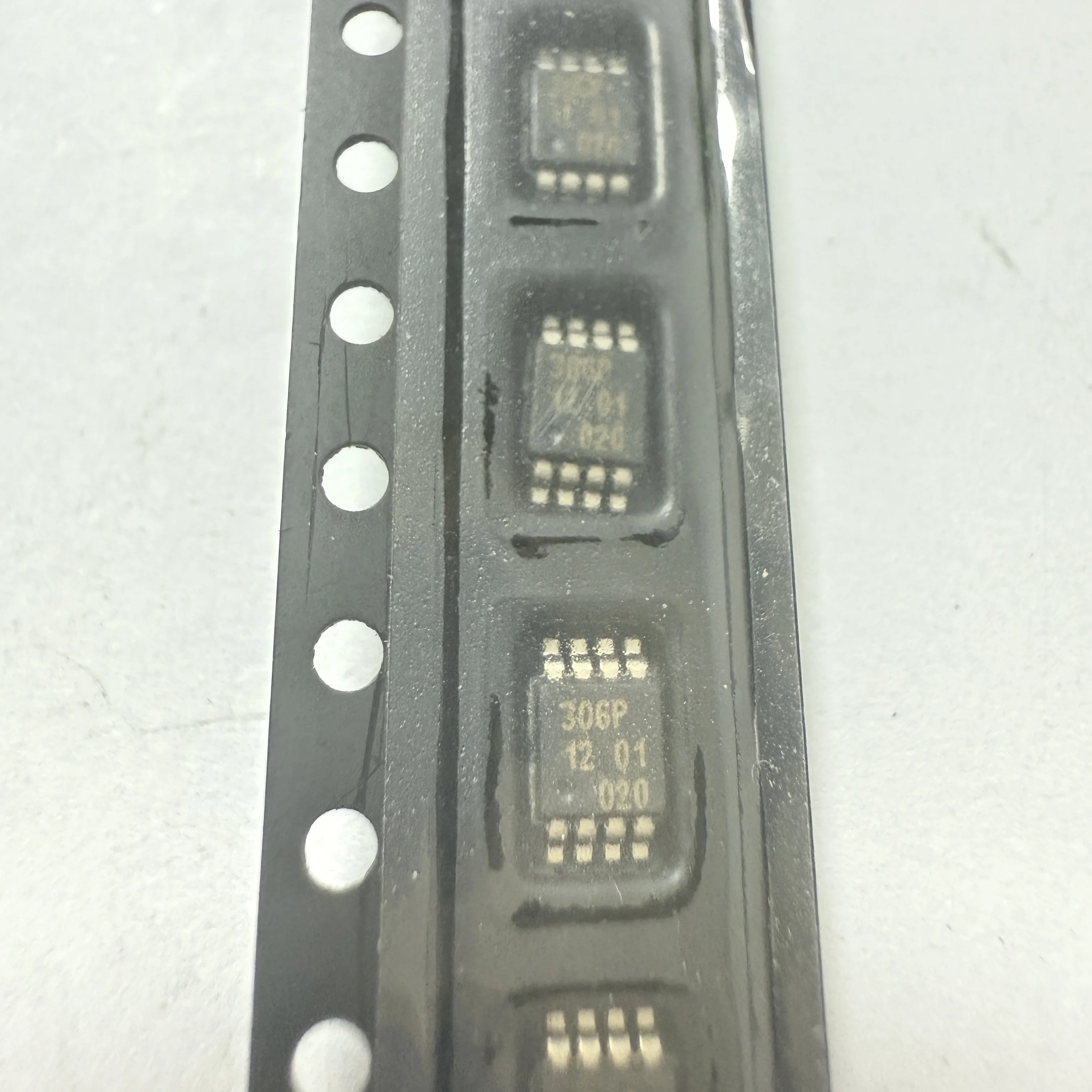 20PCS/LOT PCA9306DP,118 (Logic ICs)