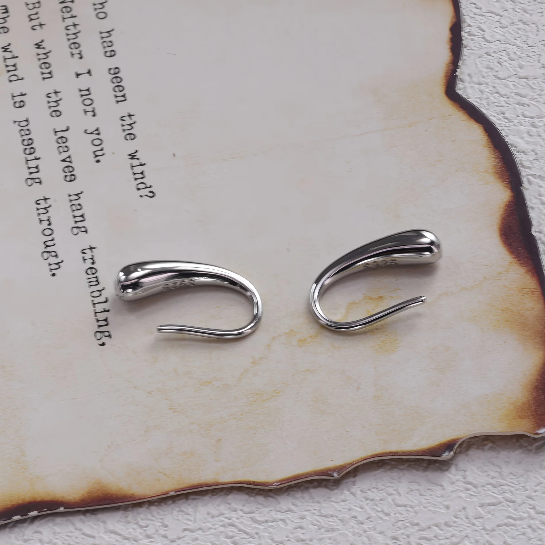 925 Sterling Silver Water Drop Shape Earrings for Women Simple Temperament Ins Retro Jewelry Party Birthday Gifts