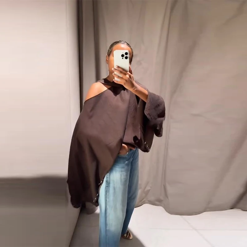 

Women Loose Rivet Cloak Off Shoulder Batwing Sleeve Cape Irregular Hem Shawls Autumn Lady High Street Outwears Casual Poncho z