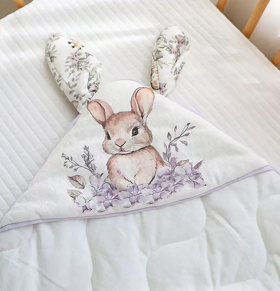 ผ้าห่มเด็กแรกเกิดสำหรับเด็กชายและเด็กหญิง ลายการ์ตูน พิมพ์ลาย 100% ผ้าฝ้าย ผ้าห่มห่อตัวเด็กอ่อนสำหรับฤดูหนาว อุ่นสบาย พร้อมฮู้ดกันลม