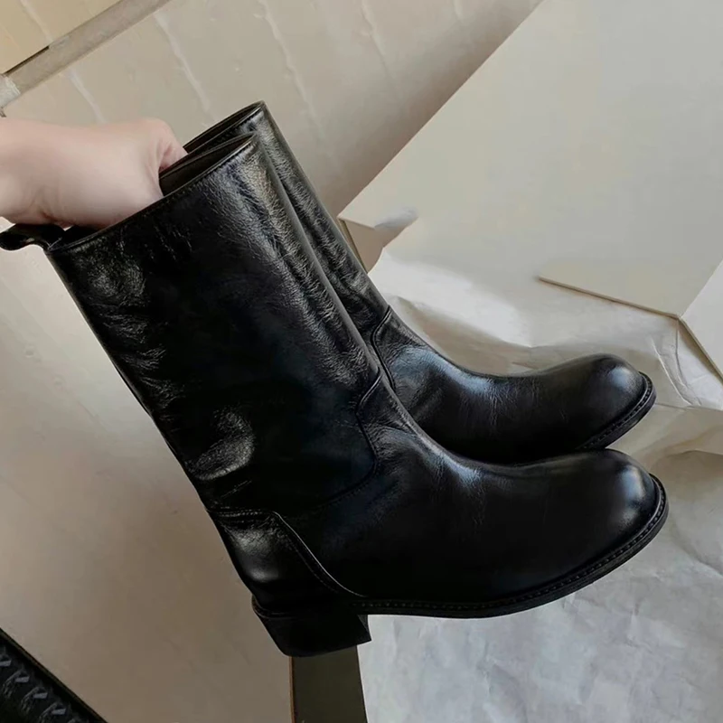 Zimowe modne buty w nowym stylu Cienki środkowy obcas Gruby obcas Miękka skórzana plisowana konstrukcja Luźne buty damskie Chunky Platform Booties