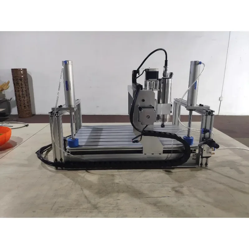 Numerical control engraving machine engraving and milling keyhole slotting wooden door aluminum alloy door table