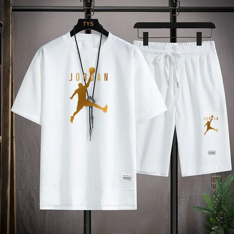 

The 2025 new summer outdoor short-sleeved round-neck top and men's casual, sporty, comfortable and breathable shorts