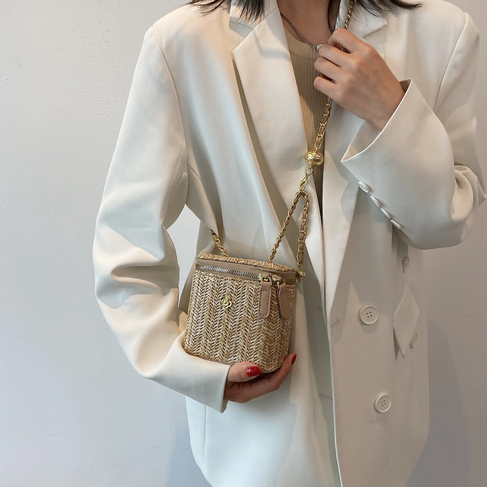 2026 Sommer Mini Stroh-Bucket-Crossbody-Tasche für Damen – Geflochtene Damenhandtaschen und -geldbörsen mit Kette, einfache Umhängetaschen – Detail 20