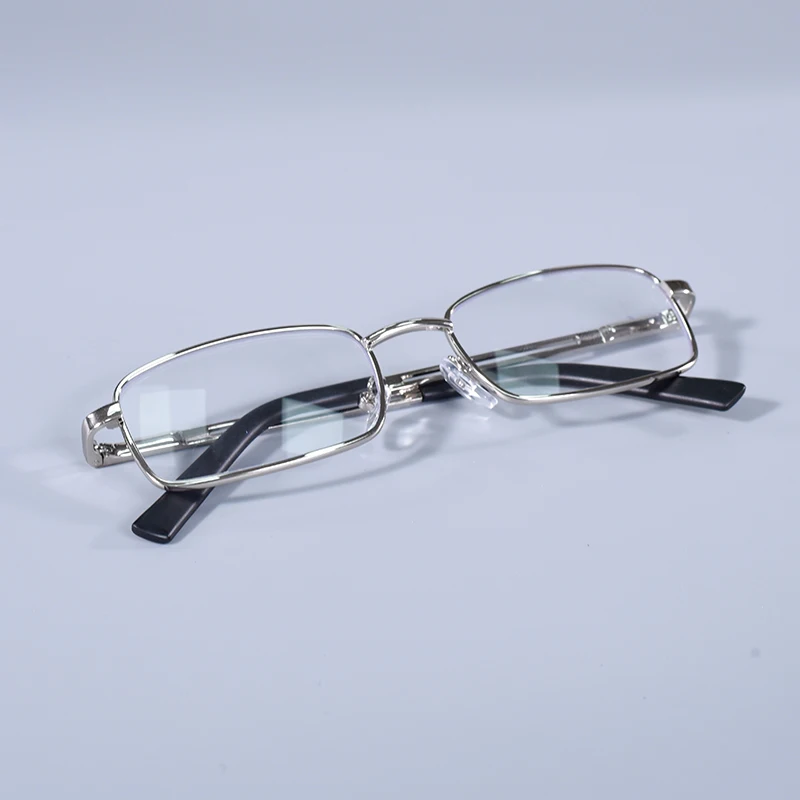 Lesebrille für Männer und Frauen, Legierungs-Brillengestell, Anti-Blaulicht, leichte Brillen, hochwertige Leser + 125 + 175 + 225 + 275 + 3,5 – Detail 3