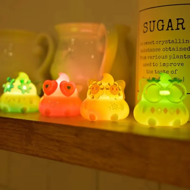 

Em-3372 Emmm Junblingbling Small Light Series Cute Poop Girl Gift Night Light Children'S Toy Festival Birthday Gift Gifts Toy