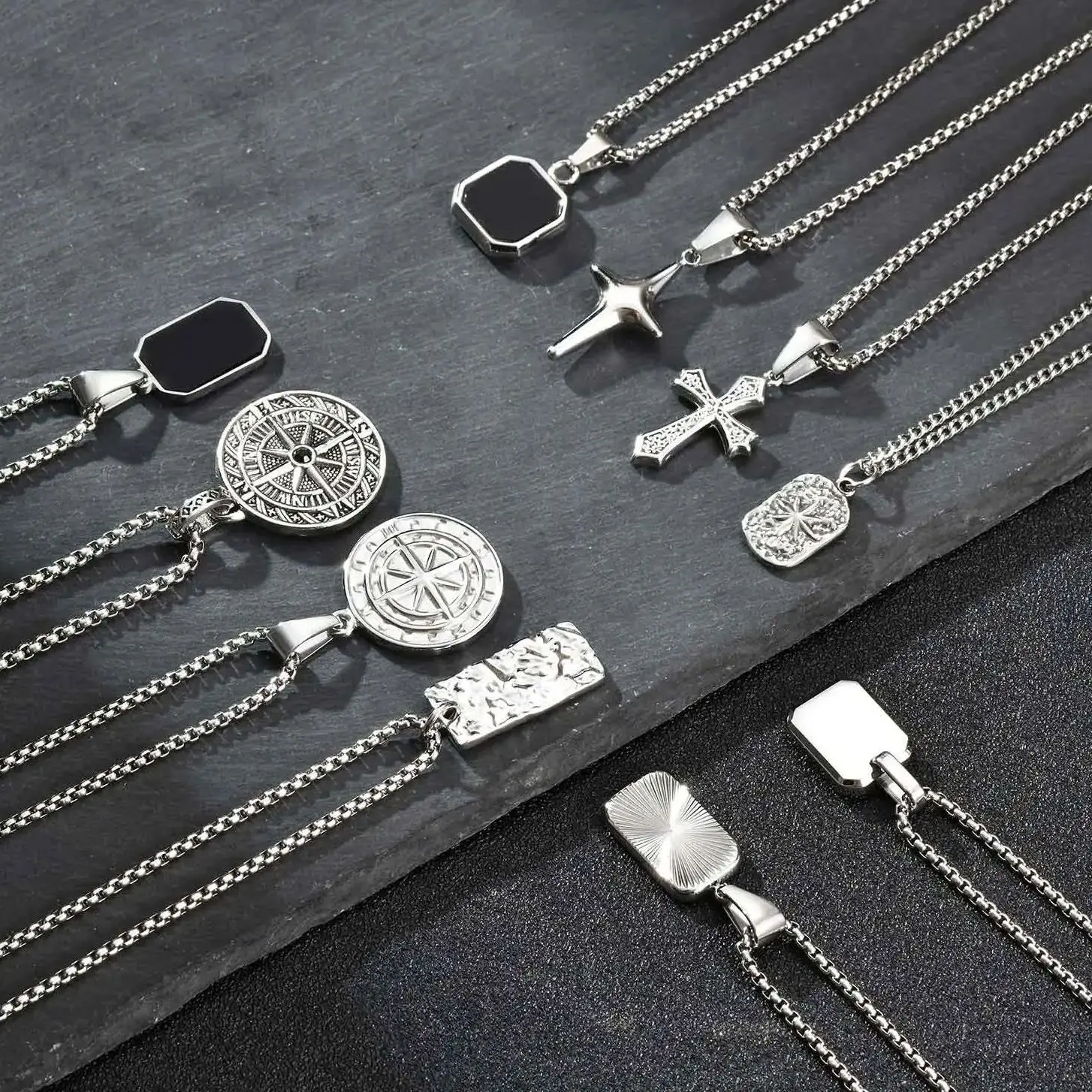 Collar con Colgante Geométrico Plateado para Hombre, Collar con Brújula de Acero Inoxidable que No se Desvanece, con Cadena, Regalos de Joyería Elegantes