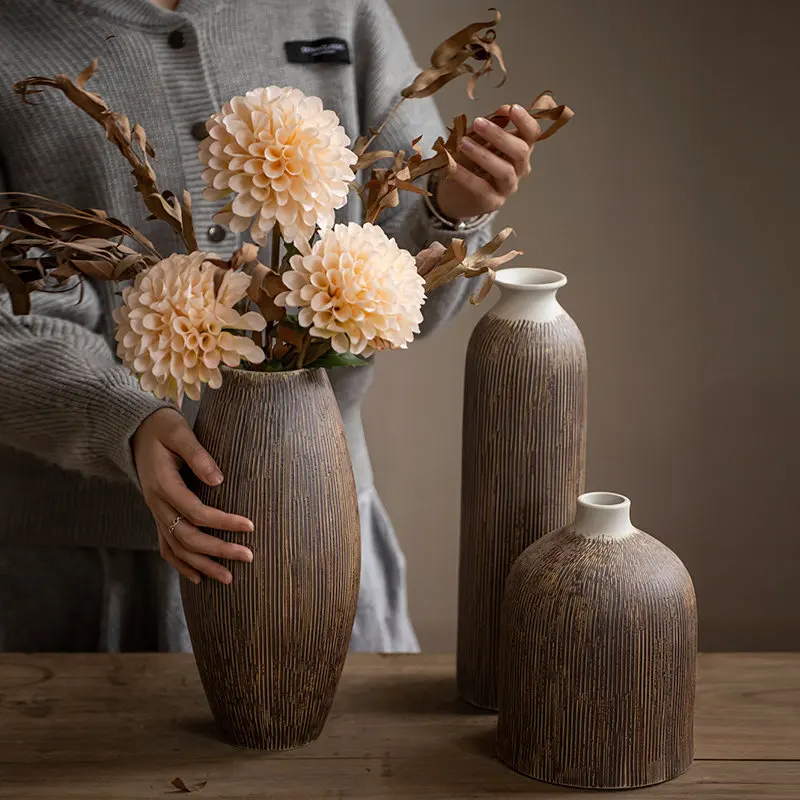 Vintage Ribbed Wabi Sabi Ceramic Decor Japanese Tabletop Home Accent Vase B&B Dried Flower Vessel for Living Room Display