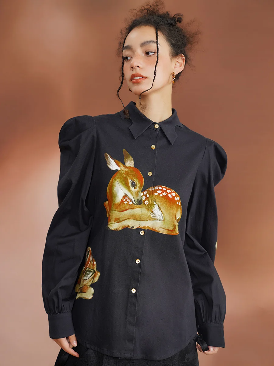 

Women's Illustration of Deer Irregular Shirt, Autumn and Winter