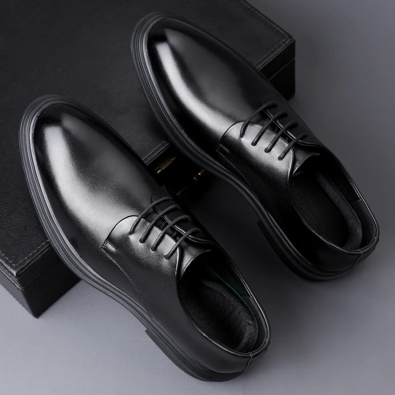 Men Soft-soled Leather Shoes Series Laces Wedding Youth Meeting English Style Business Casual Shoes Low Heels