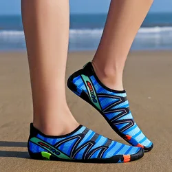 Chaussures d'eau de plage unisexes à séchage rapide, chaussures de natation, baskets de surf pieds nus, sandales légères pour hommes et femmes