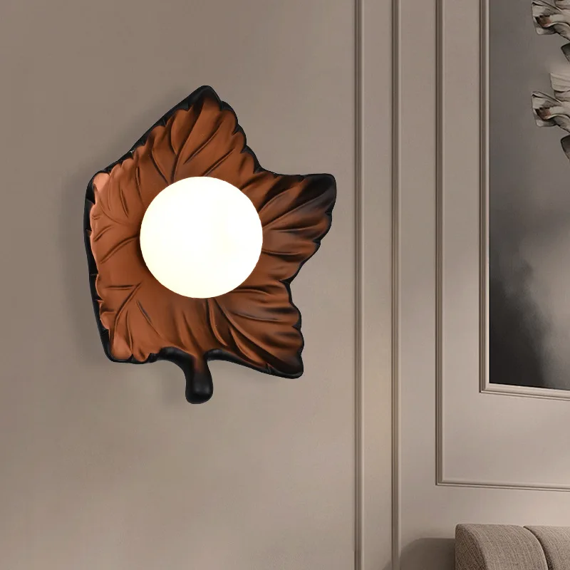 

Creative Resin Maple Leaf Wall Lamps Bedsides Living Room Children Bedroom Hallway LED Wall Sconces Homestay Artistic Ornaments