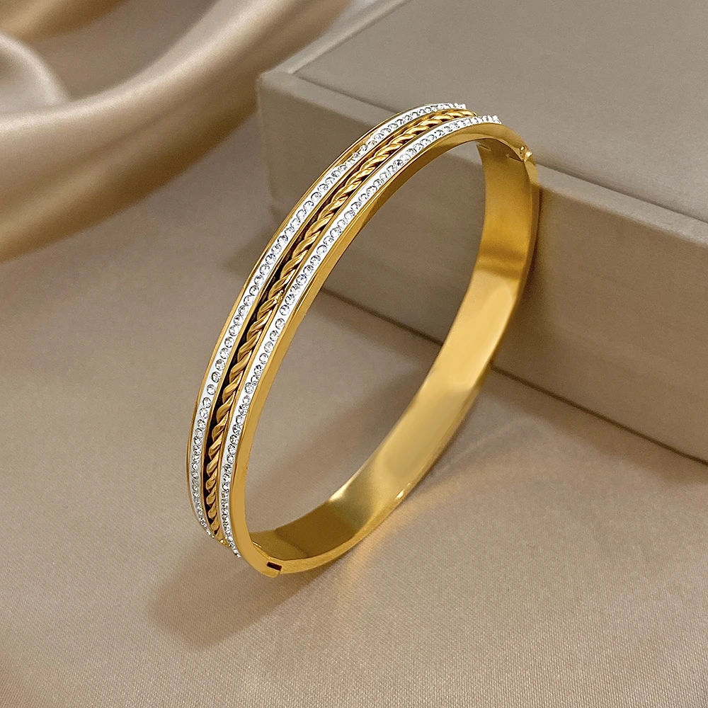 

Freetry Elegant Shiny Rhinestone Stainless Steel Round Bracelet Bangle for Women Minimally Waterproof Basic Wide Spring Bangle