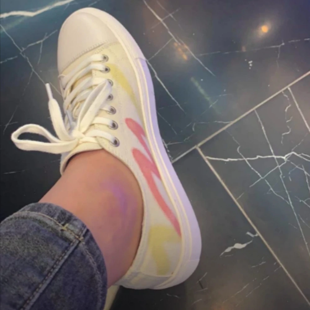 Casual Shoes Summer Breathable Fabric Shoes, Low-Top Trendy Footwear suitable for both men and women luxury Sneakers view 3