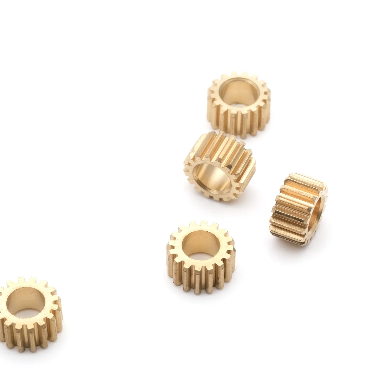 775 DC Motor 5mm shaft Gear Copper 16 Teeth 4.97mm 0.5M 16T Metal gear spindle Diy Toy model car