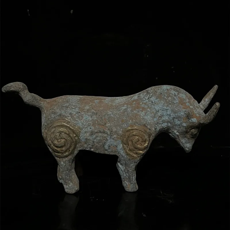 Ancient Bull Cattle Bronze Statues Antique Dynasty Old Earth Patina Horse Statue