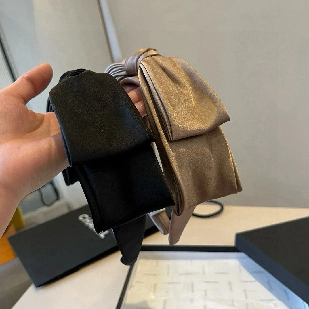 

High-end Luxury Gifts New Fashion Hair Bands/hair Clips, Hair Accessories/headbands, Suitable for Girls and Women Couple Gifts