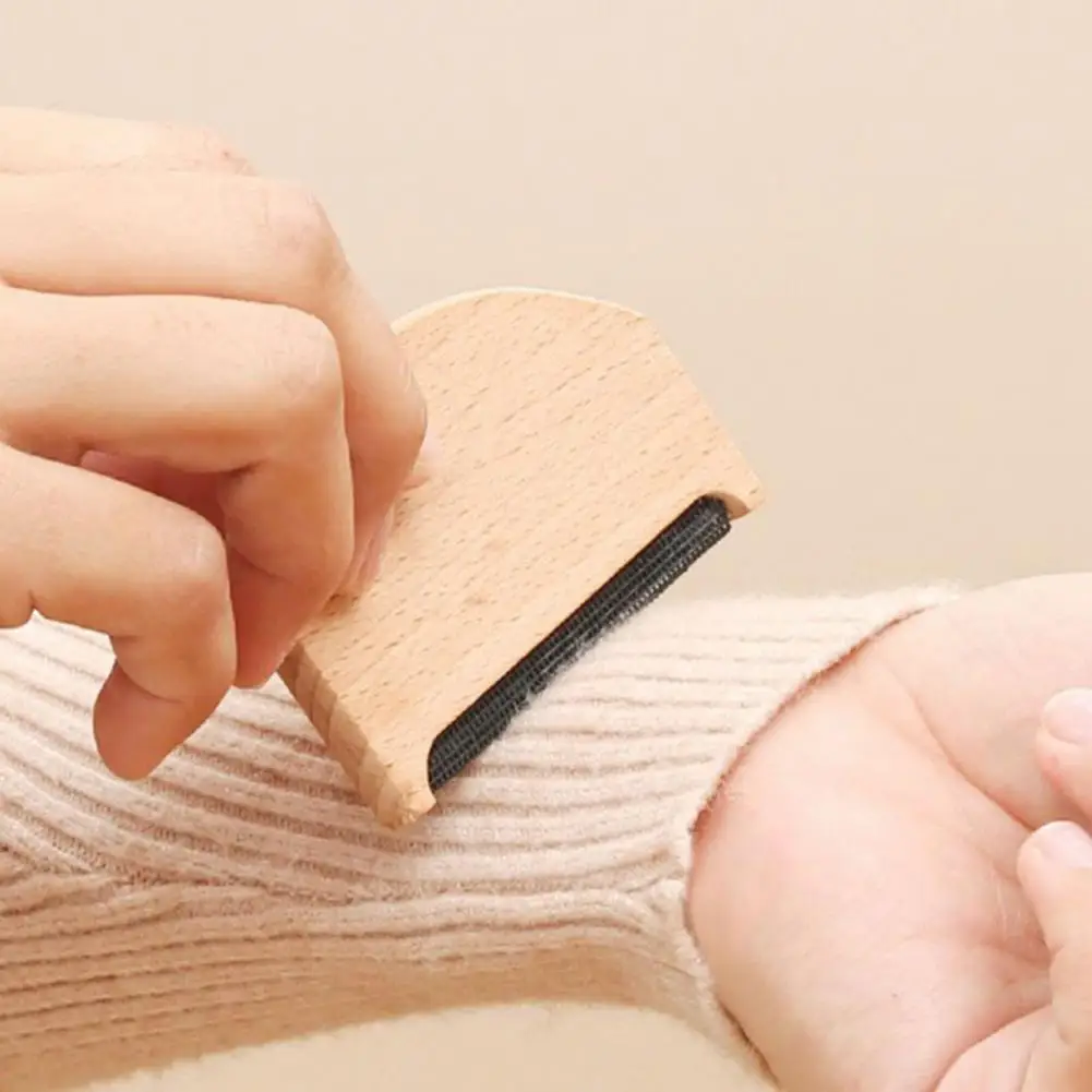 

7.5*4.3cm Cashmere Comb Wooden Sweater Fuzz Wool Pilling Scraper Fluff Fabric Lint Removal Cleaning Comb Brush For Cashmere Wool
