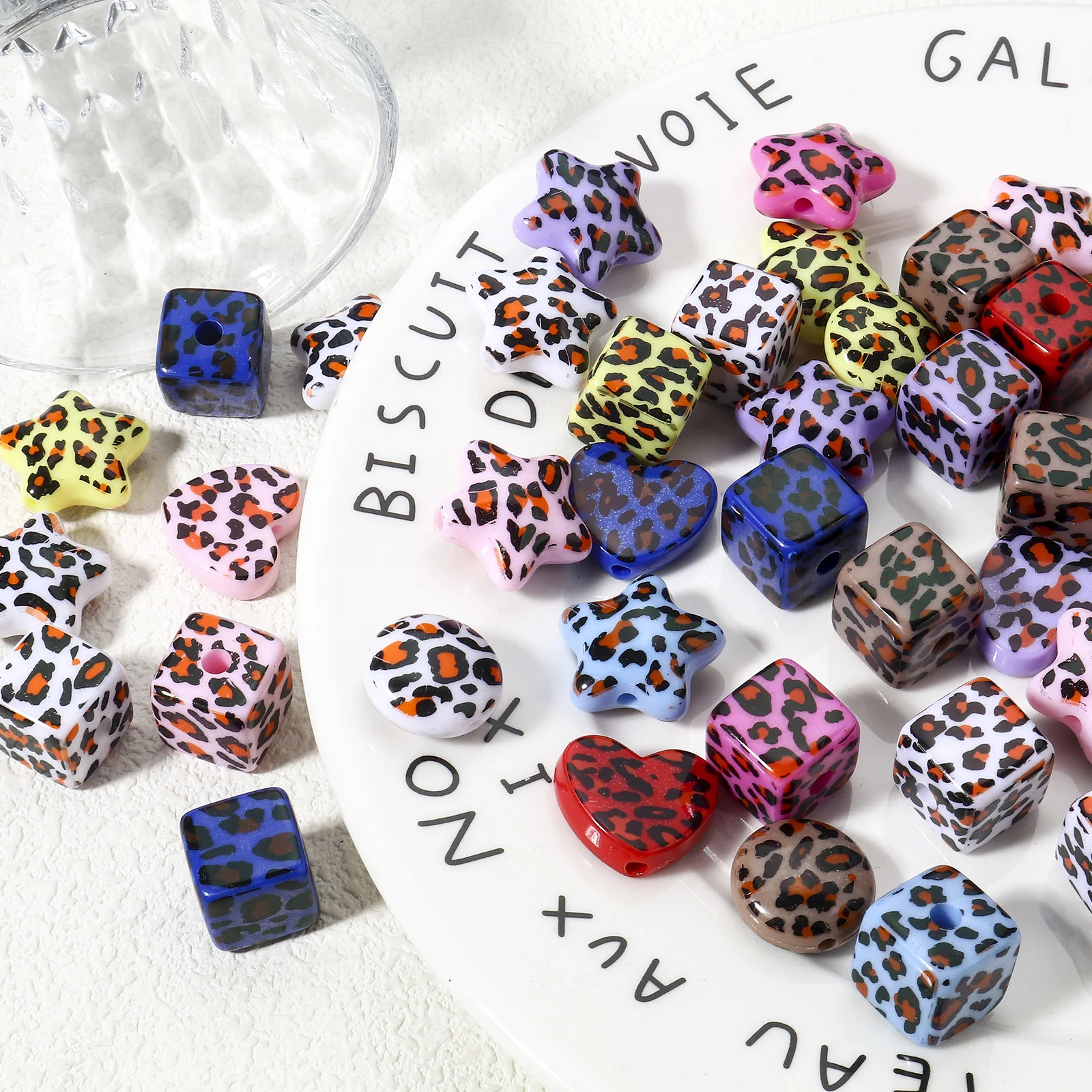 10pcs New Acrylic Beads Mixed Color Cube Heart Round Star Leopard Print Spacer Beads For DIY Necklace Jewelry Making Findings