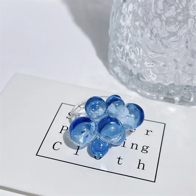 2021 Vintage Transparent Beaded Exaggerated Acrylic Ring Simple Personality Flower Ring for Women Fashion Jewelry Resin Rings