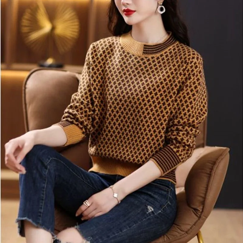 Autumn and Winter Fashionable Foreign Style Thousand Bird Plaid Round Neck Loose Plush Thickened Women's Long Sleeve Sweater