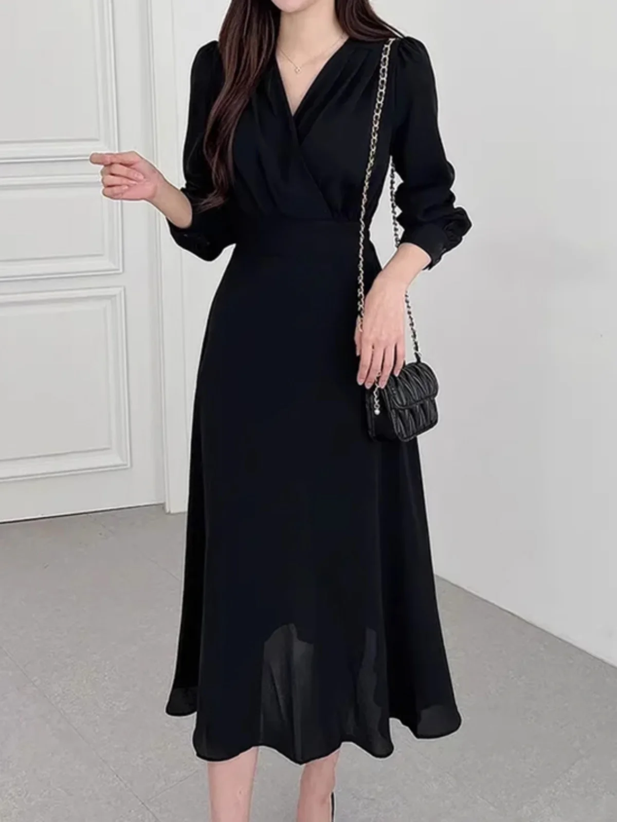 White V-Ne Slimming… - image