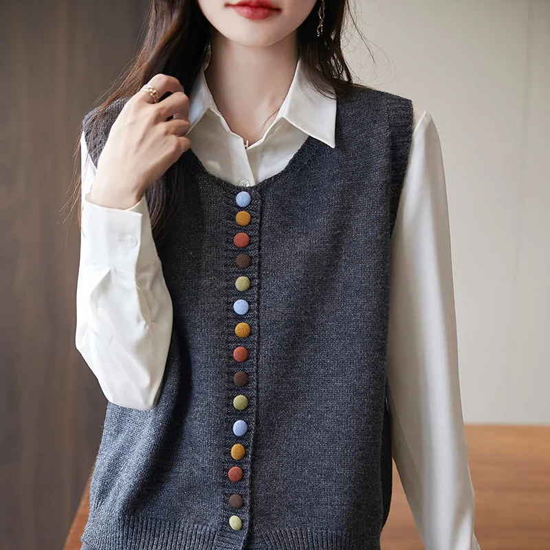 2024 New Spring And Autumn Female Vest Fashion Casual Sleeveless Sweater Vest Cardigan Waistcoat Solid color Tops