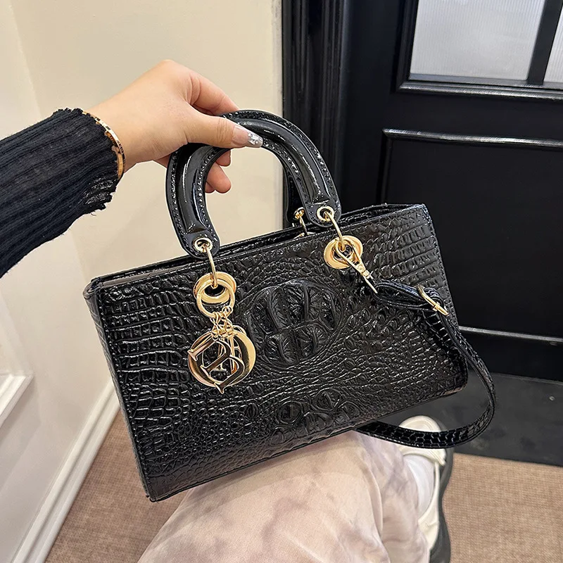 2024 New Fashion Crocodile Pattern Diana Bag Women’s Handheld Shoulder Crossbody Bag