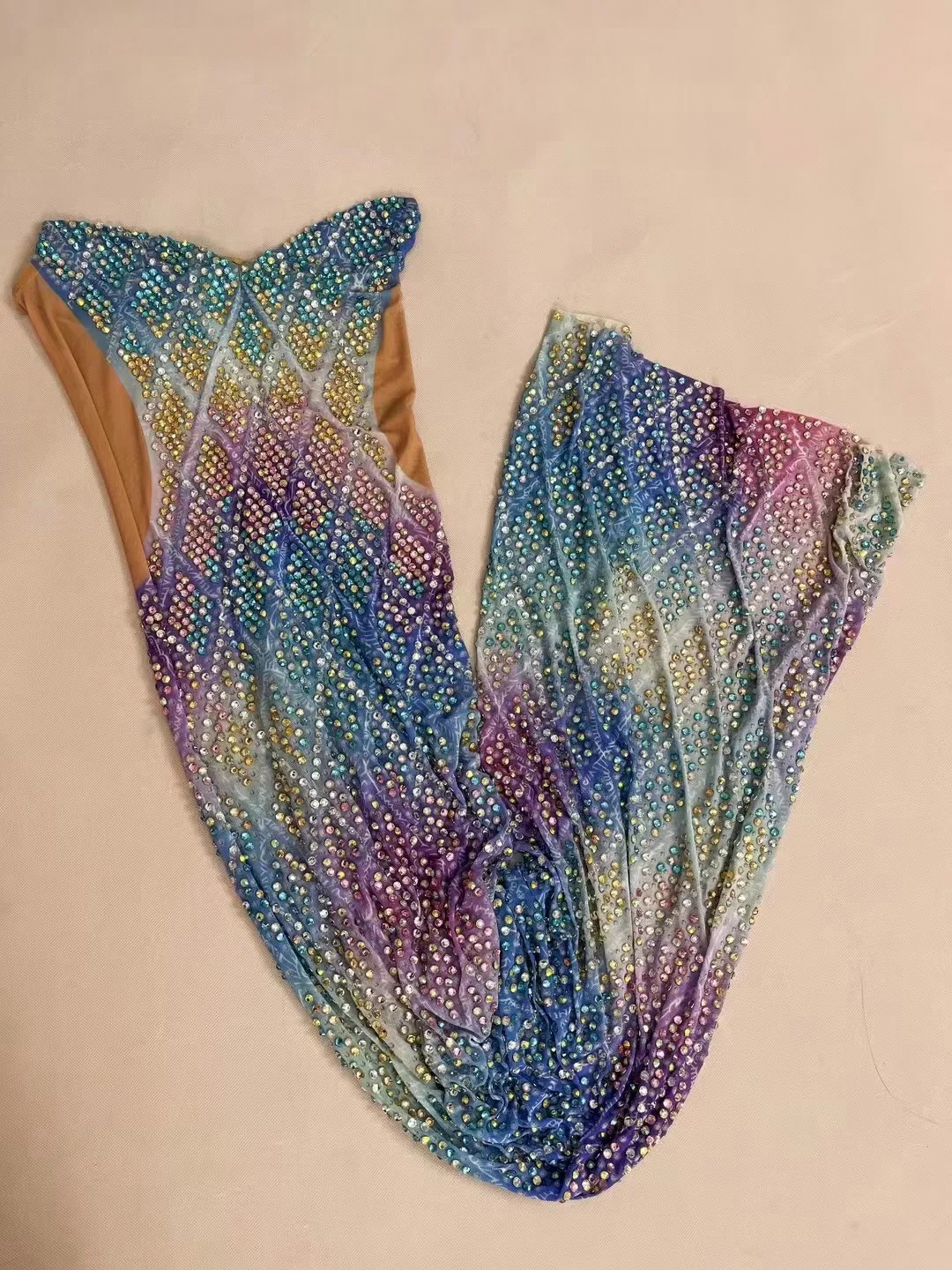 Sexy podium elegante jurk sprankelende kleurrijke strass tube jurk vrouwen avondfeest vieren outfit fotoshoot kostuum