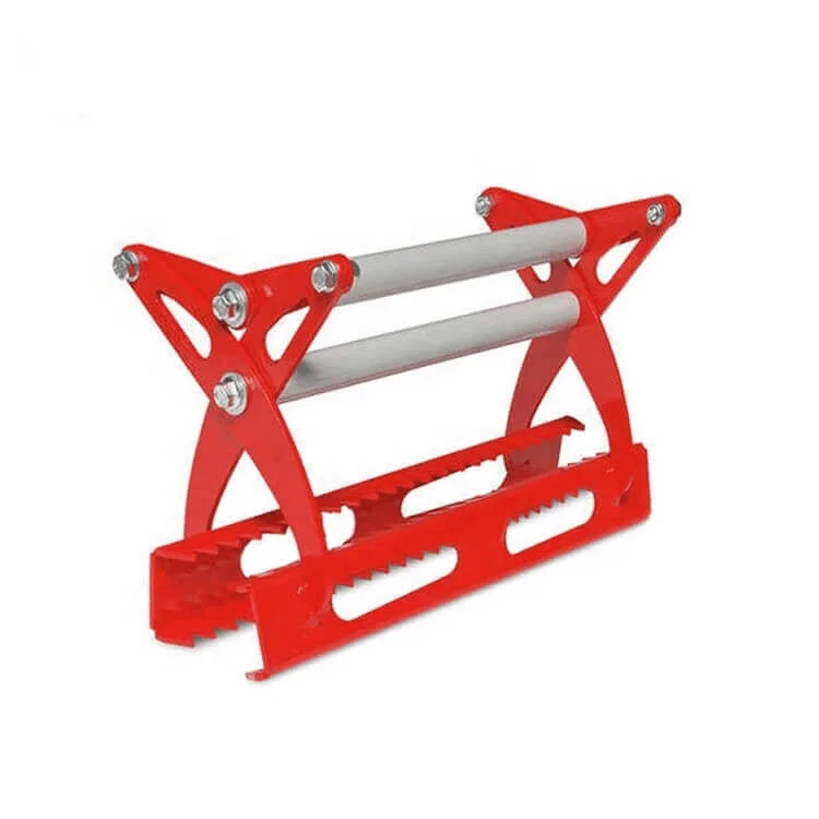 

Synthetic Turf Gripper Turf Grip for quick and easy installation of artificial turf.