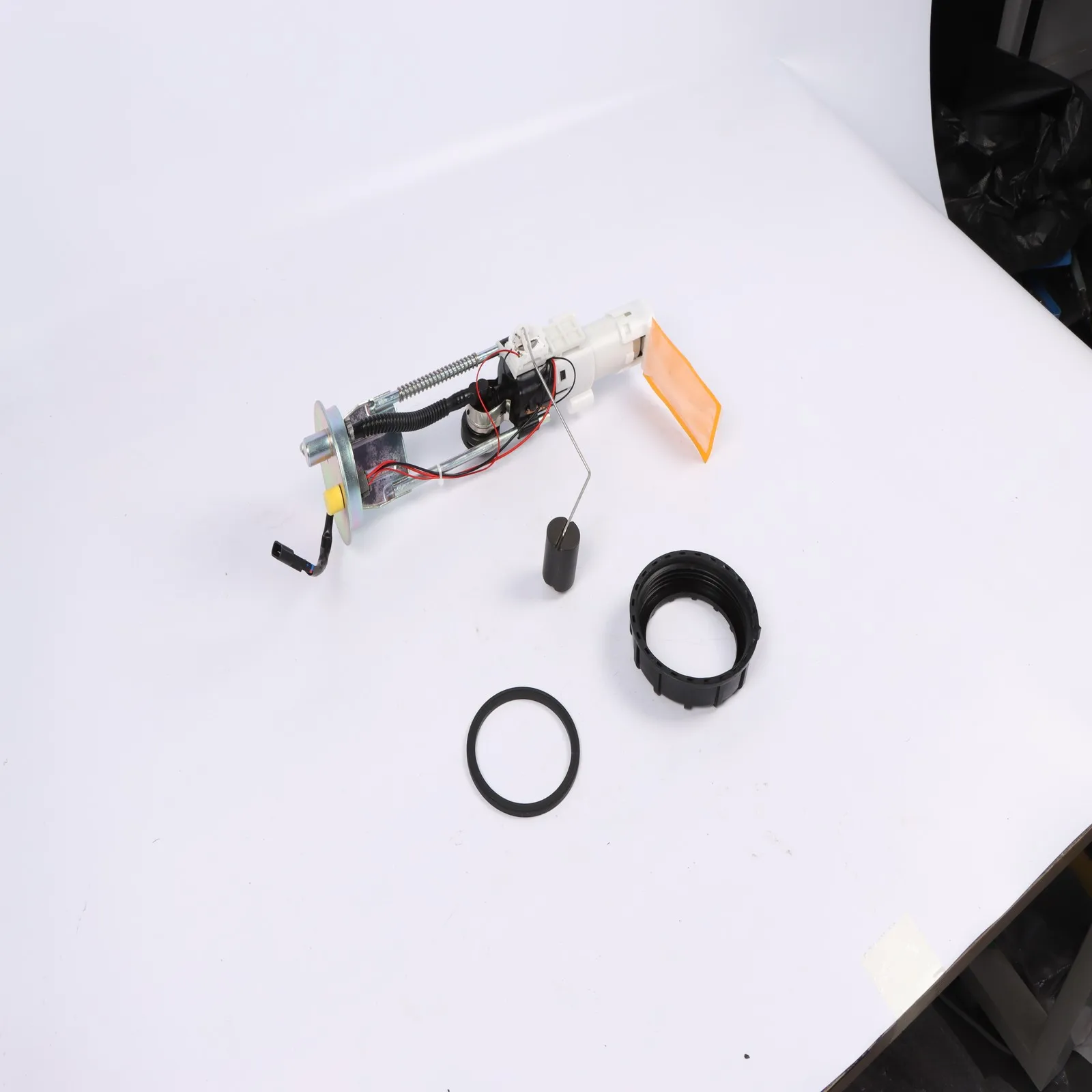 

2204307 Fuel Pump Assembly 2520696 2520922 for Polaris Sportsman 550 850 2009-2010