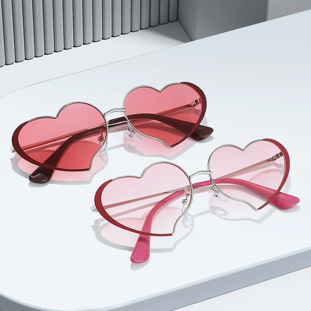 

Heart Sunglasses Women Cute Metal Small Love Shaped Fashion Glasses Beach Accessories Female Glasses Shades UV400