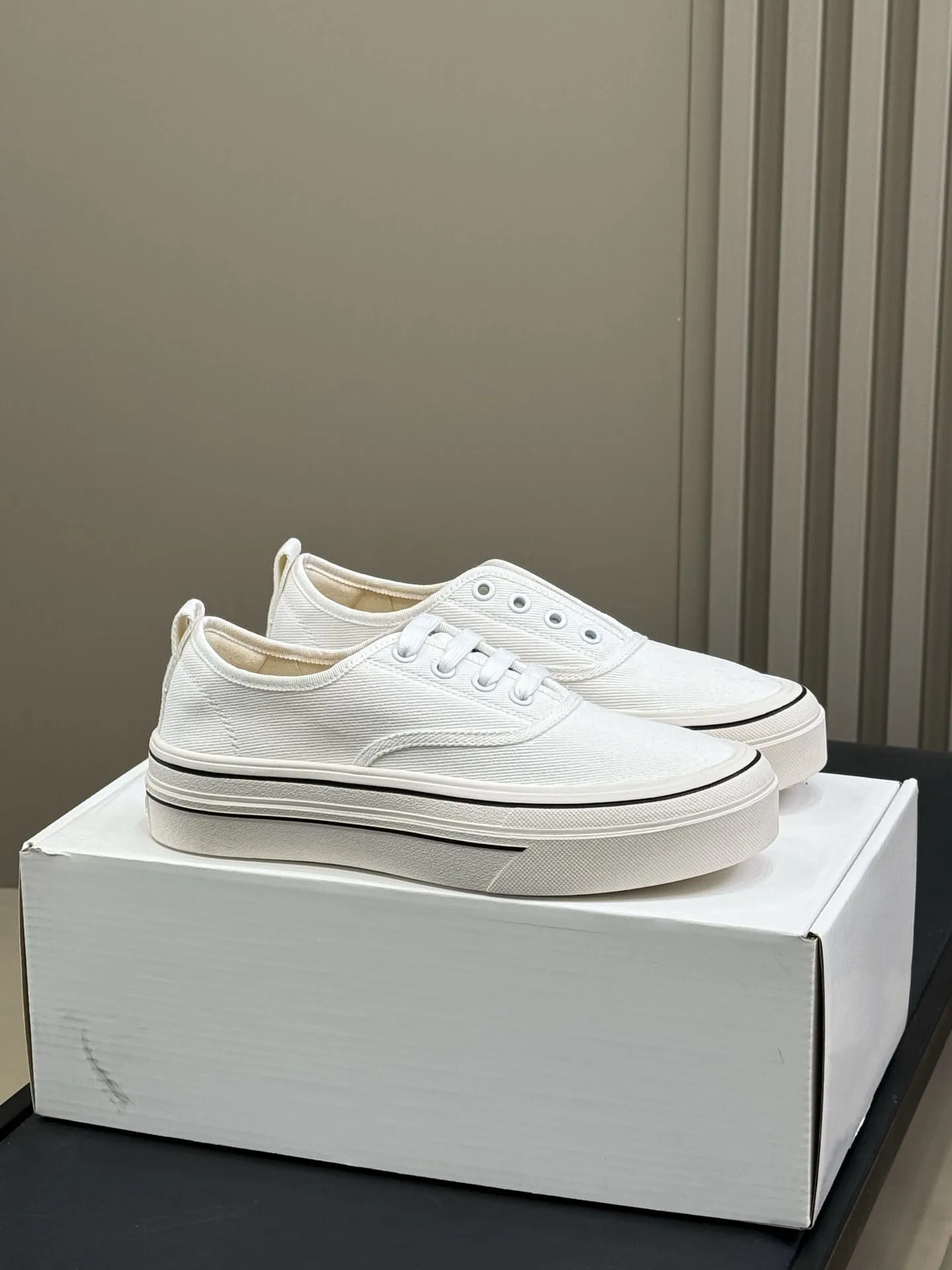 

Women's Shoes Platform Slip-on Canvas Sneakers