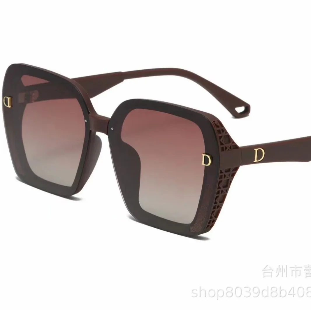 Designer New Petite Cat Eye Polarized Sunglasses HD Hip Hop Fashion High Quality Luxe Frame Statement Eyewear