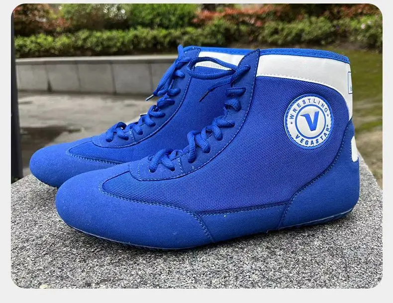 New 2025 Bestseller Universal Wrestling Shoes Power Boxing Shoes Fitness Shoes Strength Training Shoes Exceptional Quality