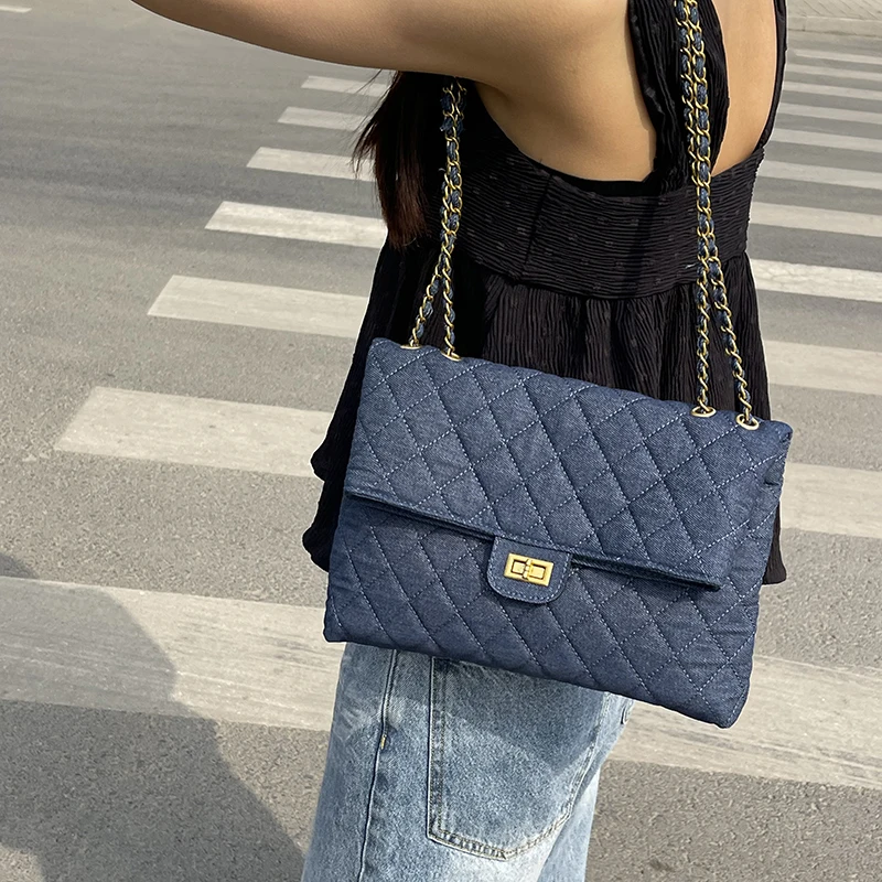 

Stylish Messenger Bag Women's, Leather Crossbody Adjustable, Popular Classic Elegant for Professional Use