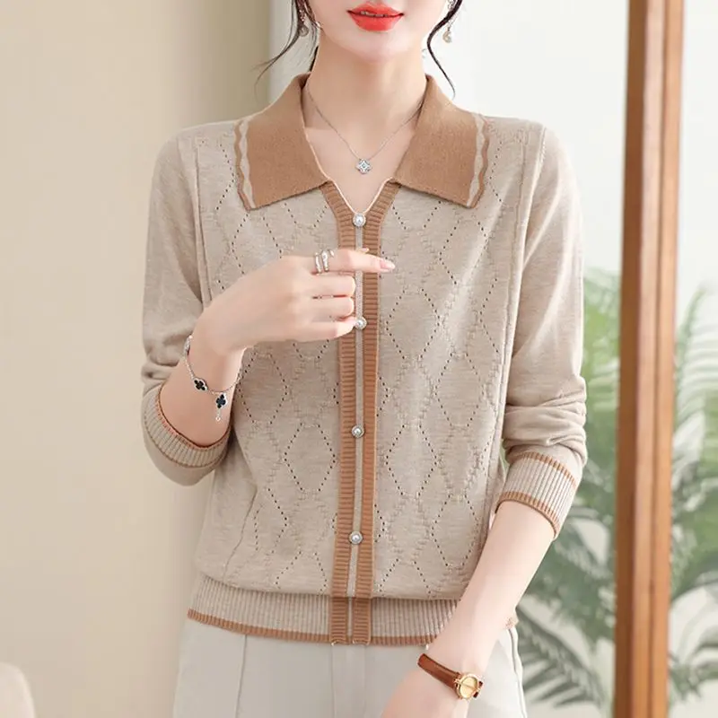 2023 Spring and Autumn Polo Collar Long Sleeve Solid Loose Sweater Age Reducing Comfortable Office Lady Leisure Female Underlay