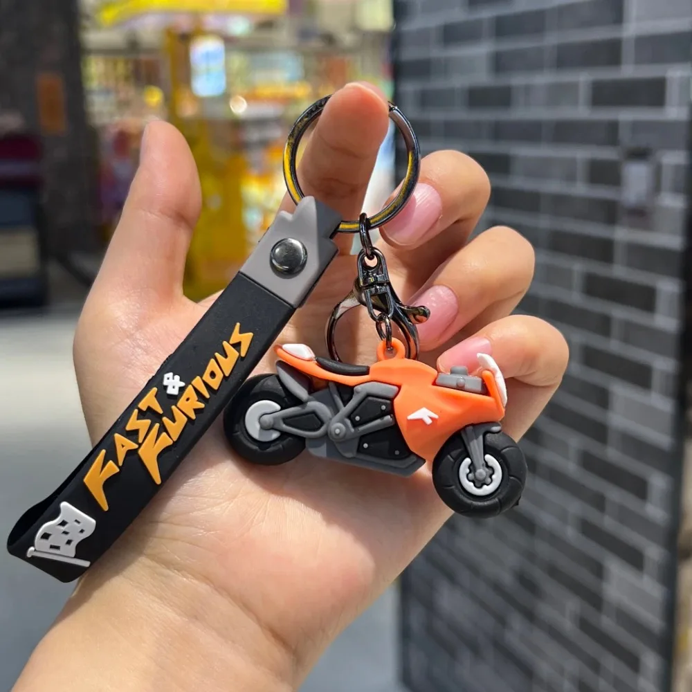 Motorcycle Keychain Silicone Keychain for Men Key Chain Bag Pendant Cool Car Keys Keyring Bike Key Ring Bag Pendant Gift