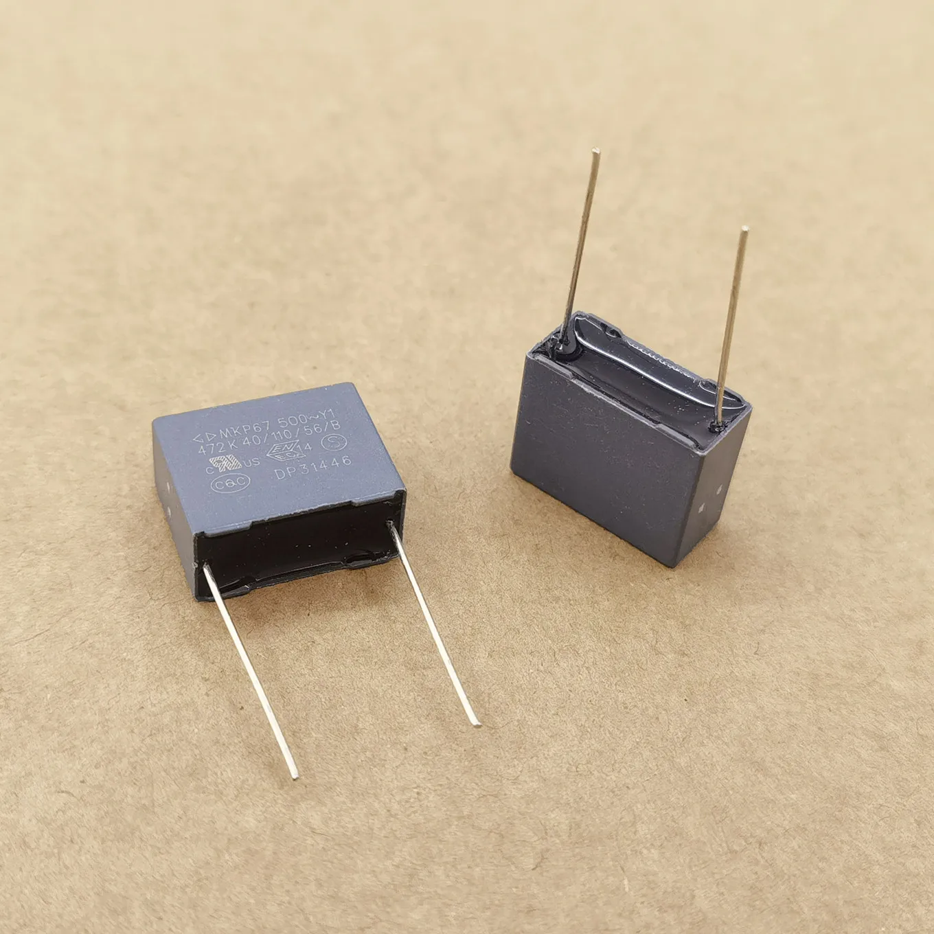 Original New 100% MKP67 D47H2472K60C000 472K 500VAC anti-interference safety capacitor (Inductor)