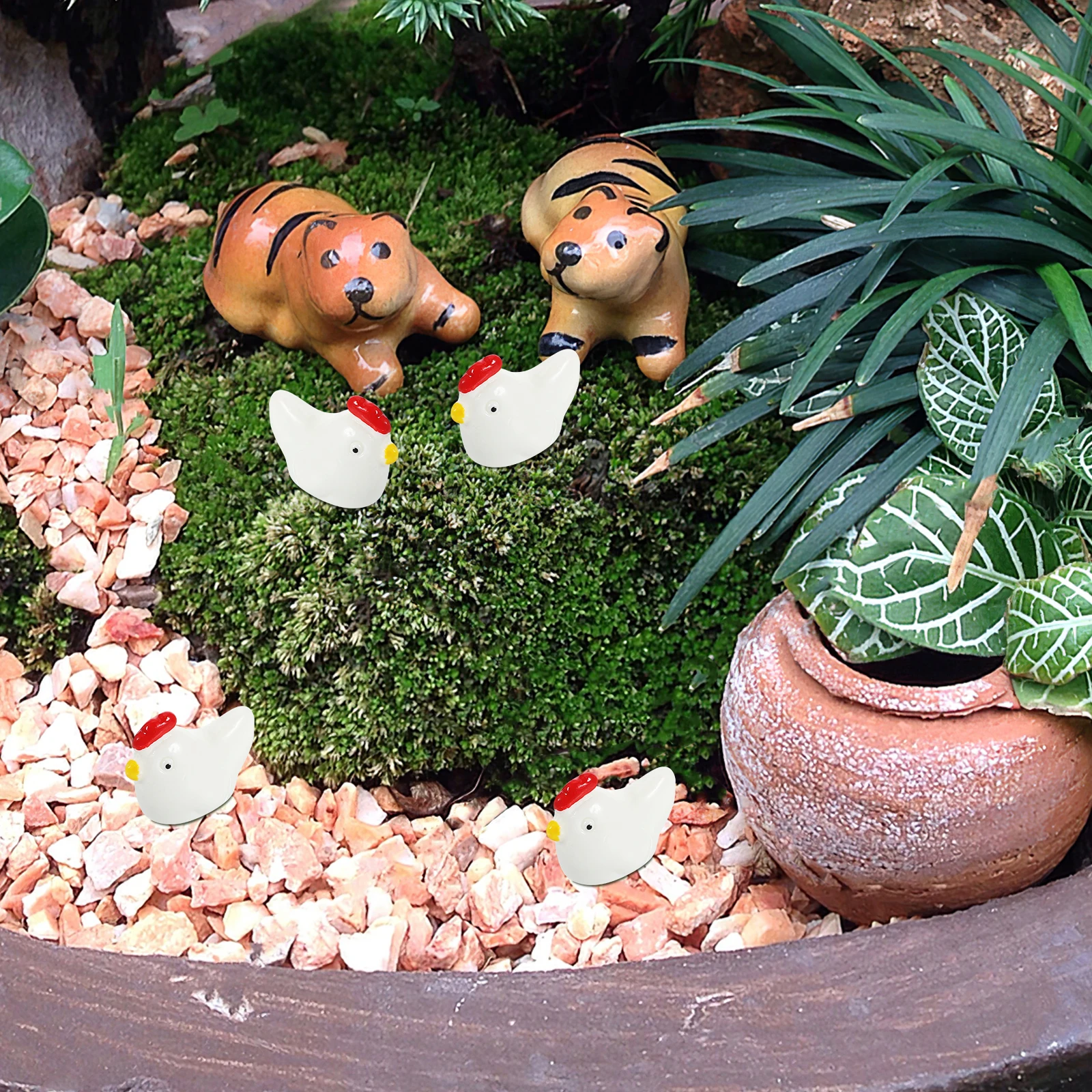 

10Pcs Mini Chicken Resin Accessories Cute Hen Garden Decor Moss Micro Landscape Miniature Chick Micro Landscape Animal Ornaments