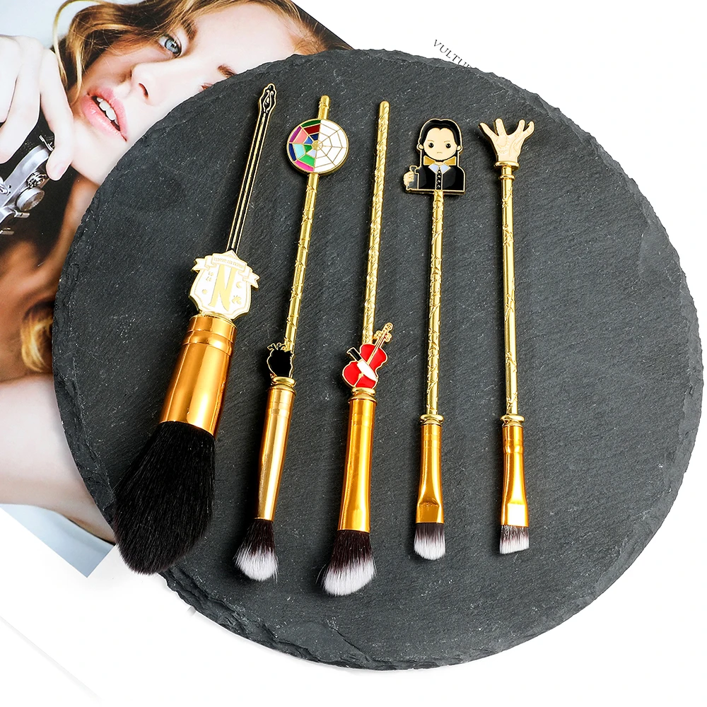 5pcs Wednesday Addams Makeup Brush Set Cosplay Makeup Brush Face Cosmetic Powder Highlight Blending Eyebrow Eyeshadow Brush