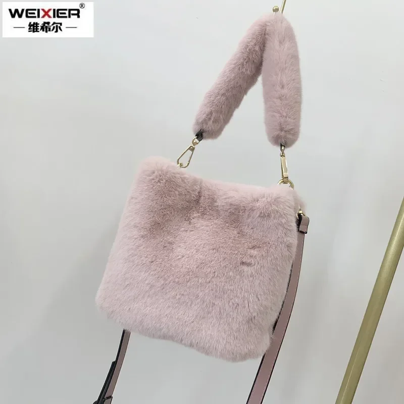 Bolso de piel sintética para mujer, bolsos de hombro de felpa de diseñador, bolsos de mano Hobo de piel suave, monedero de alta calidad, invierno, nuevo