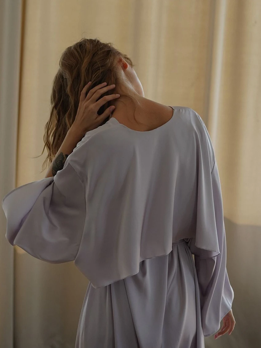 Marthaqiqi Causal Female Pajamas Sexy V-Neck Sleepwear Long Sleeve Nightgowns Winter Floor-Length Dress Loose Women'S Nightwear