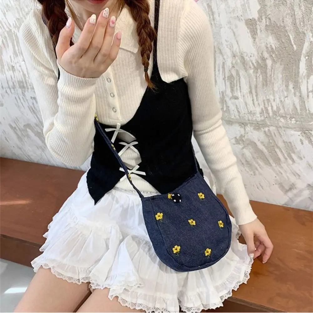 

Y2K Denim Canvas Bag Cute Large Capacity Embroidered Cherry Crossbody Bag Country Style Handbag Jeans Messenger Bag Girl