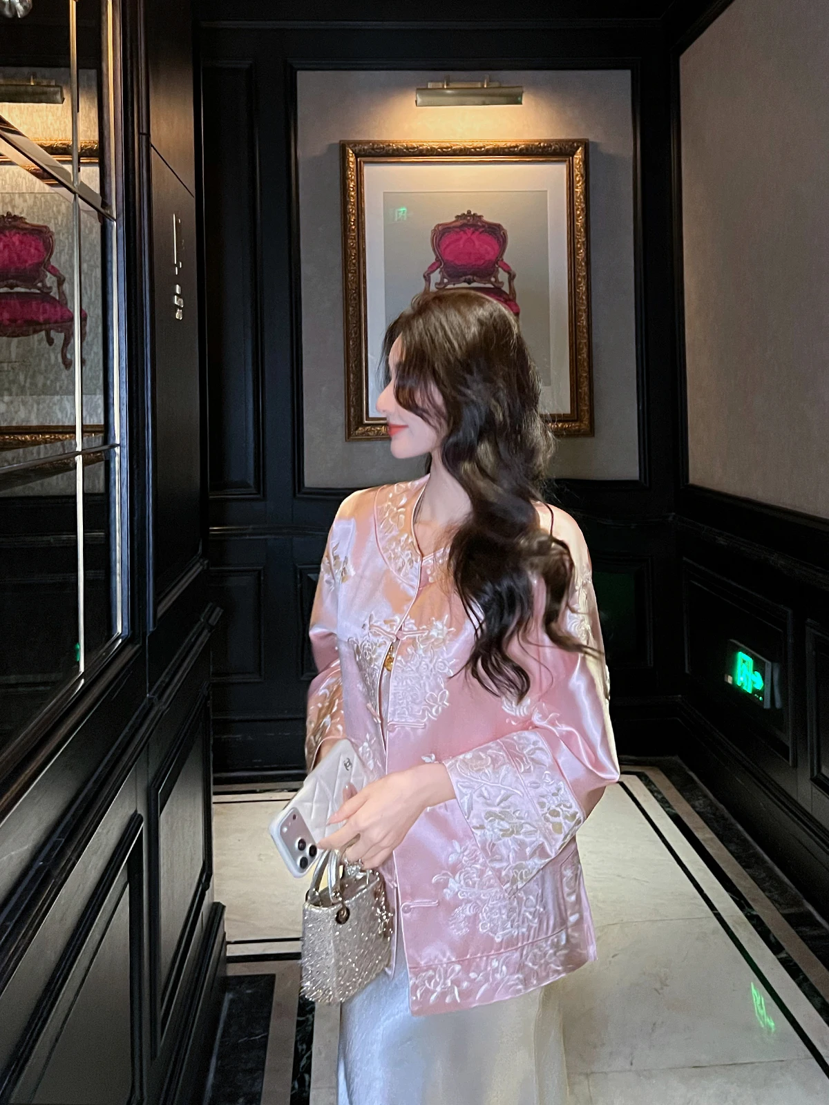 

New Chinese Sle Embroidered Satin Jaet Women's Autumn Winter New Sle Button up Top SONG JIN ort Outerwear