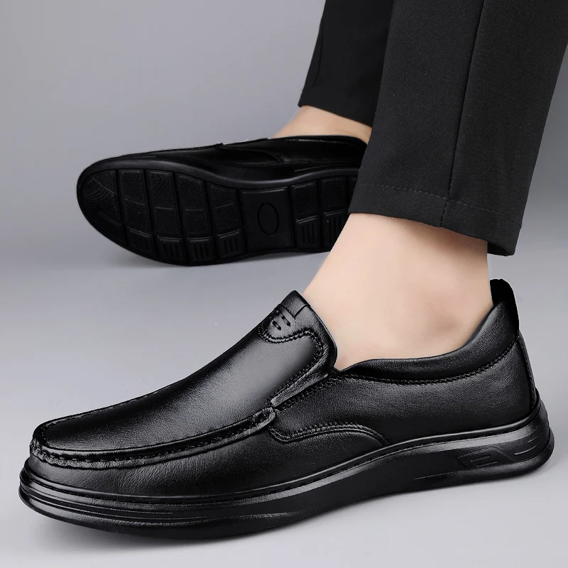 Men\'s Wedding Party Shoes slip on Designer Style Dress Shoe Men Brand Business Casual Shoes Slip on Leather Shoes men moccasins