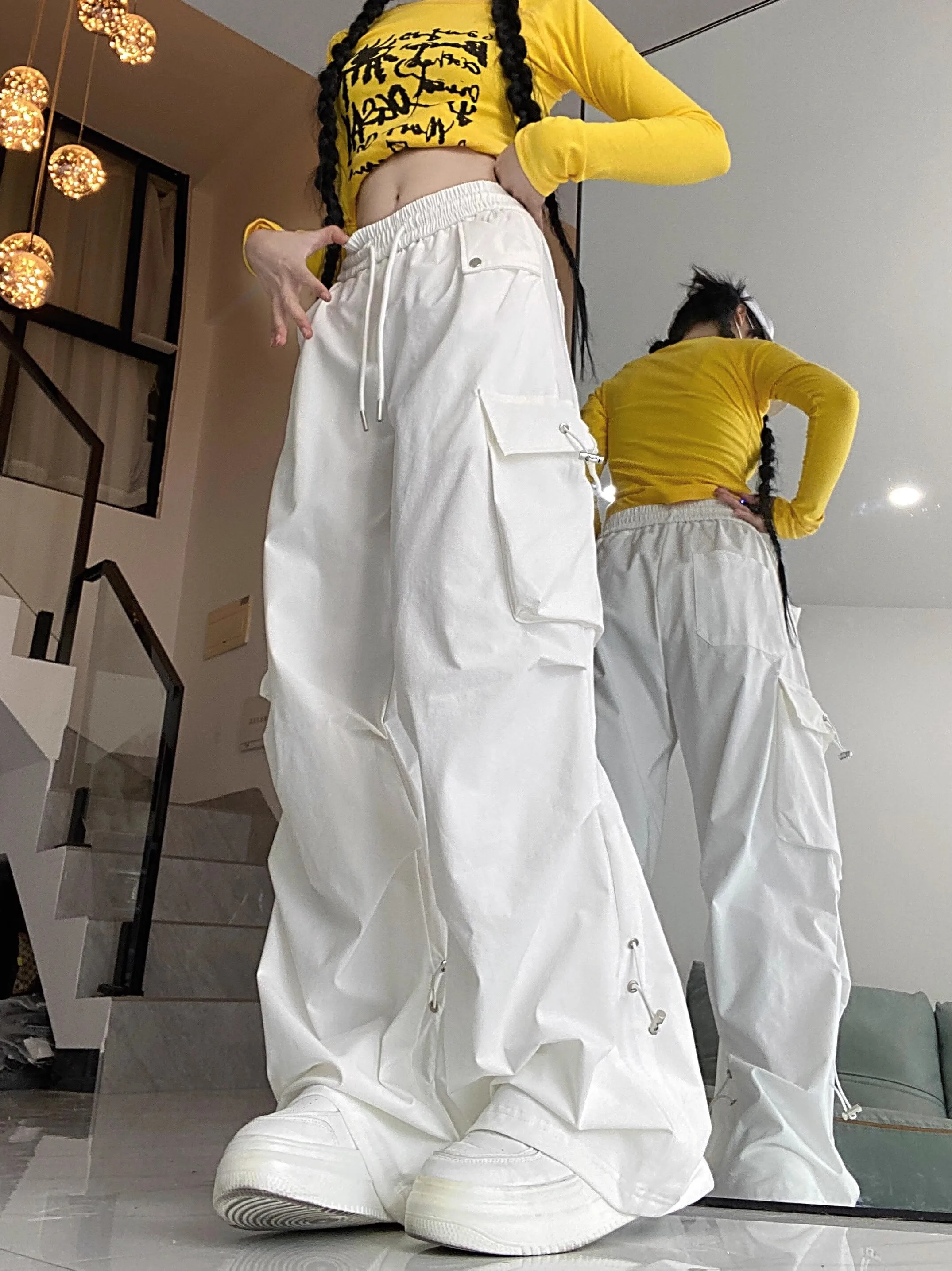 Pantaloni da lavoro a pieghe a vita alta Pantaloni casual da donna bianchi estivi coreani High Street Hip Hop dimagranti alla moda