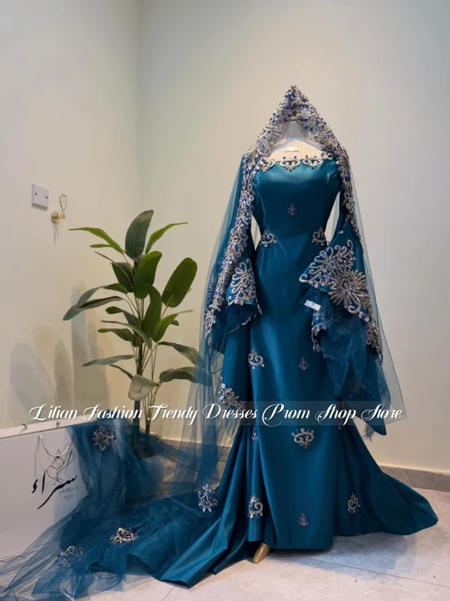 Maßgefertigtes Prächtiges Blaues Nahöstliches Hochzeitskleid mit Edelsteinen Traditionelles Arabisches Brautkleid Algerische Traditionelle Festliche Tracht
