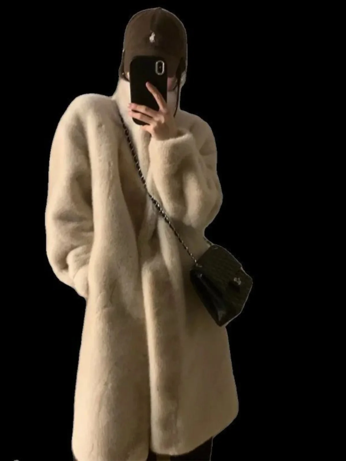 Casaco de Inverno 2025 F Longo e Espo de Pelúcia de Pele Sintética Ecológica Estilo de Viagem com Gola Alta.