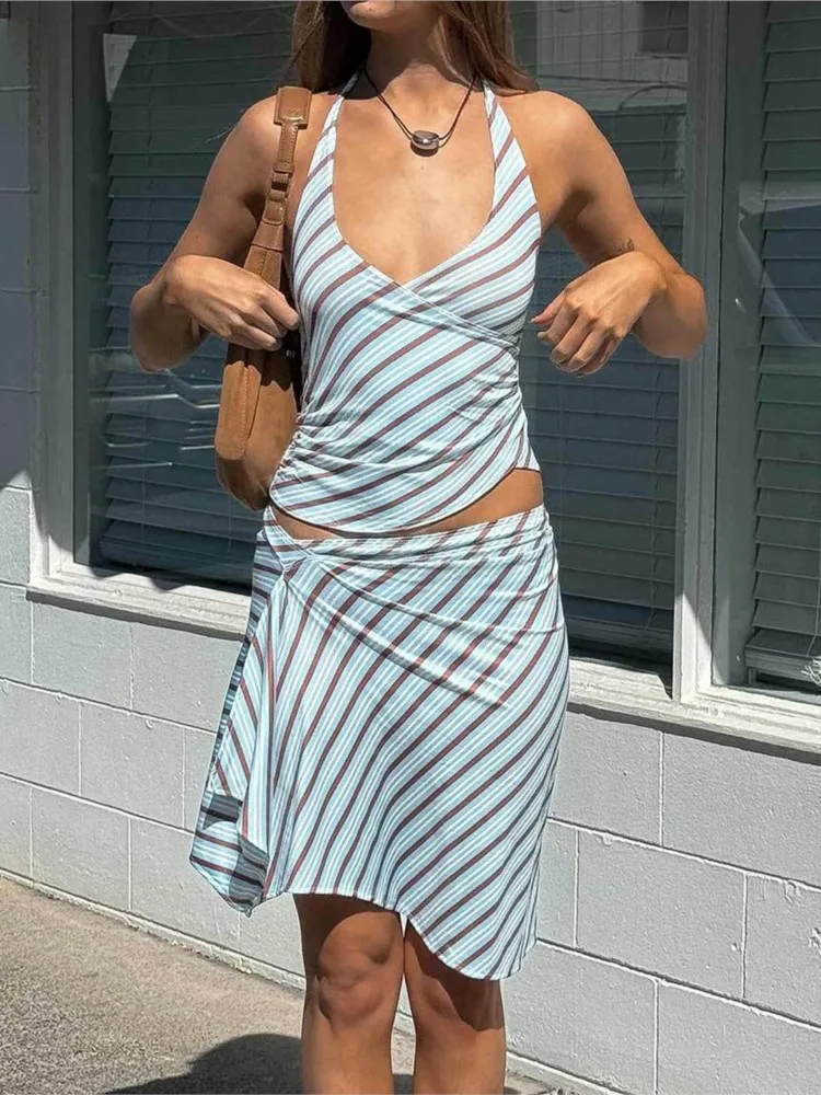 

2025 Summer New Woman 2 Piece Set Outfit Beachwear Arrival Backless Halter Neck Strap Striped Skirt Suit Two Piece Outfits Woman